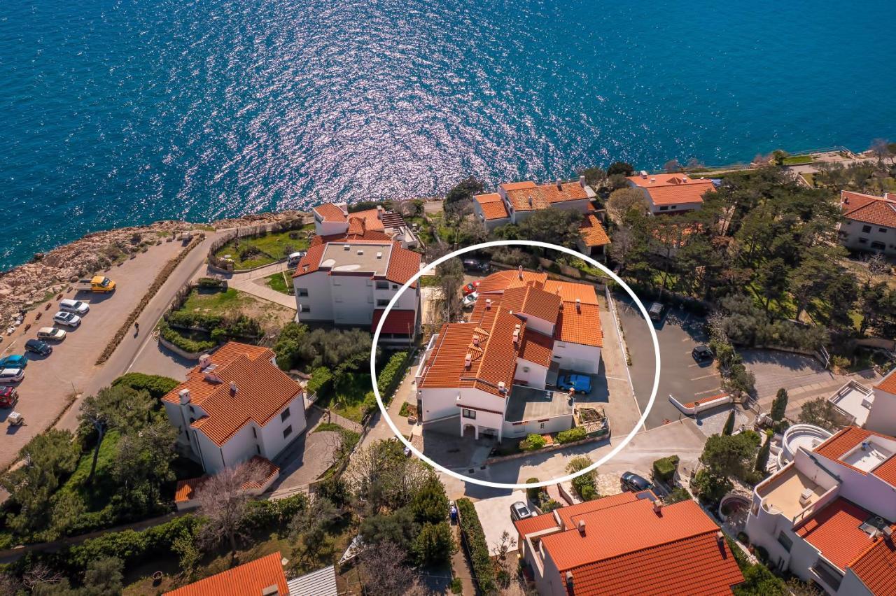 Apartments Kricin 14 Baska  Exterior photo